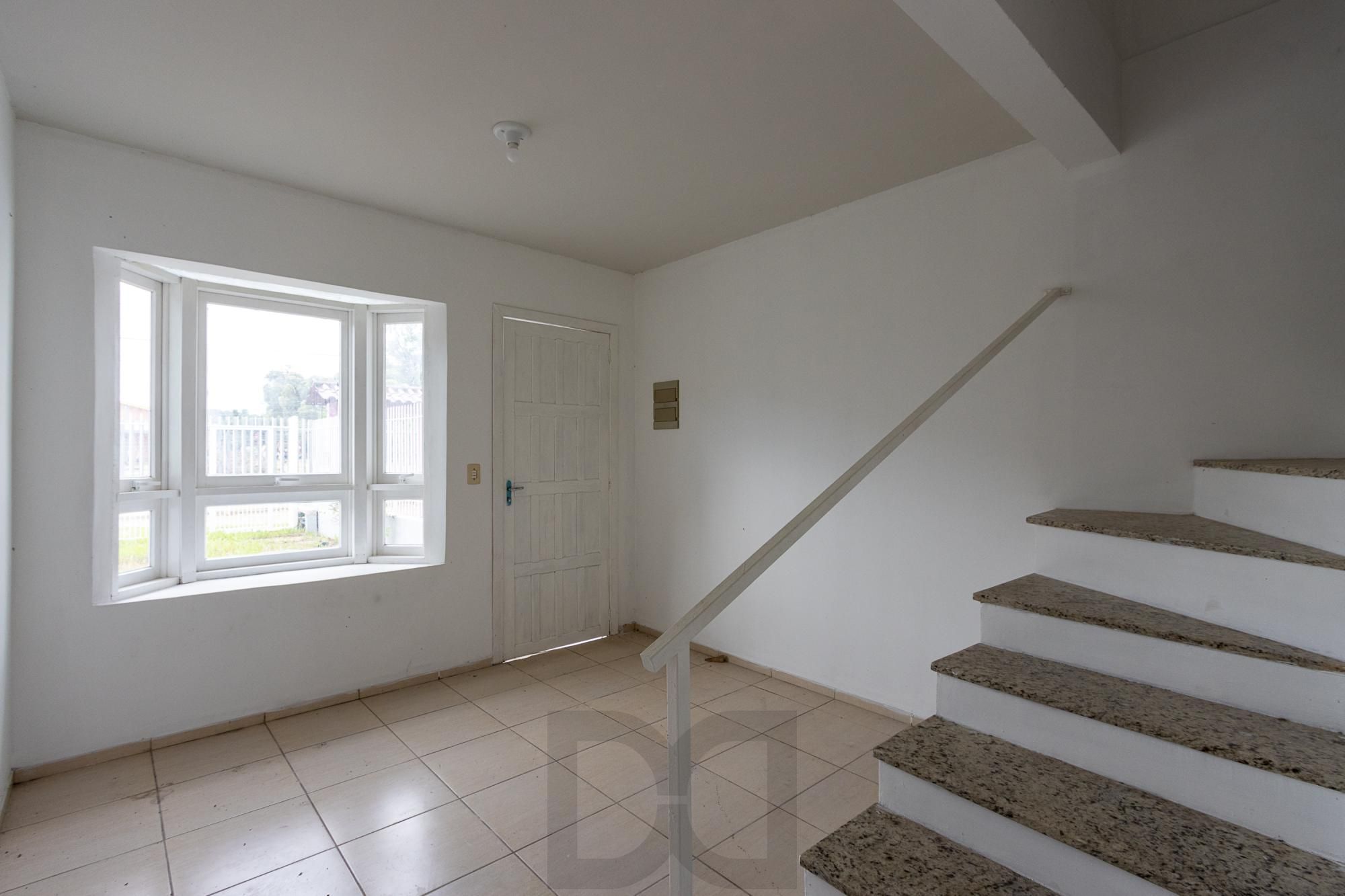 Casa (sobrado), 2 dormitórios, pátio - Bairro Hípica — foto 5