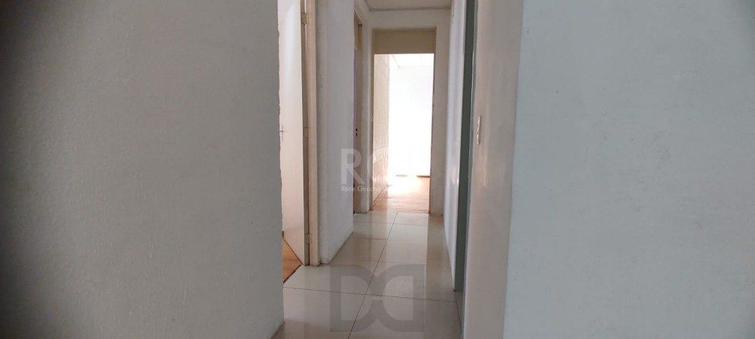 Apartamento com 3 dormitórios, 1 banheiro social e 1 vaga/box — foto 6