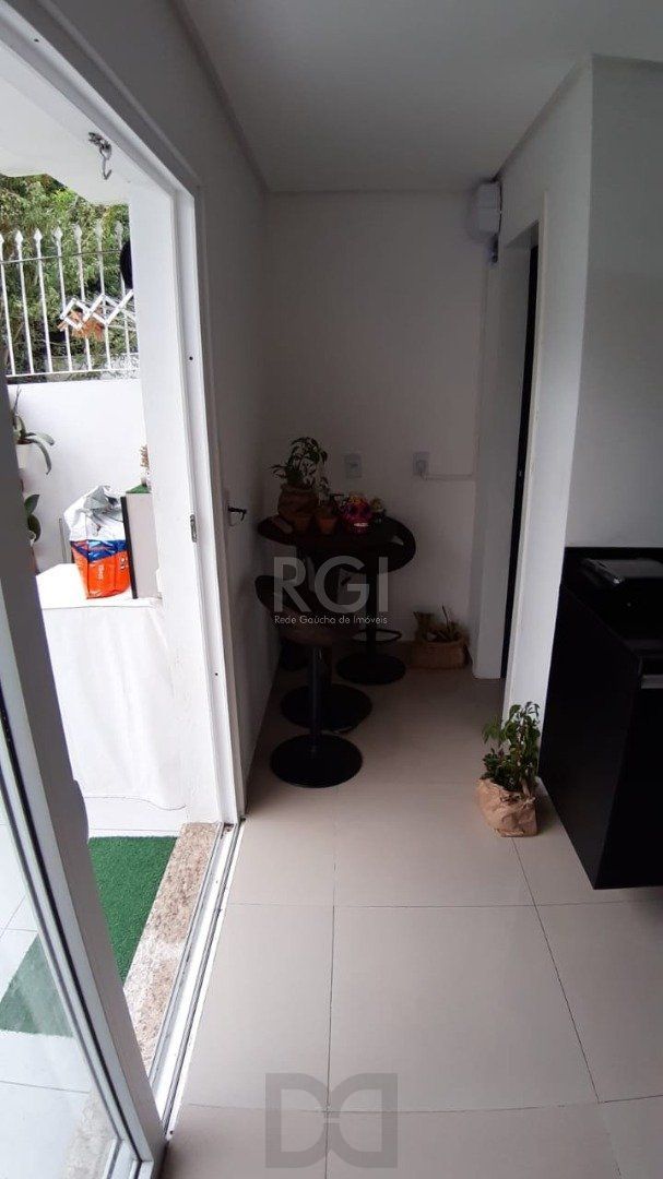 Casa para Venda - 157m², 3 dormitórios, sendo 3 suites, 2 vagas - Guarujá — foto 13