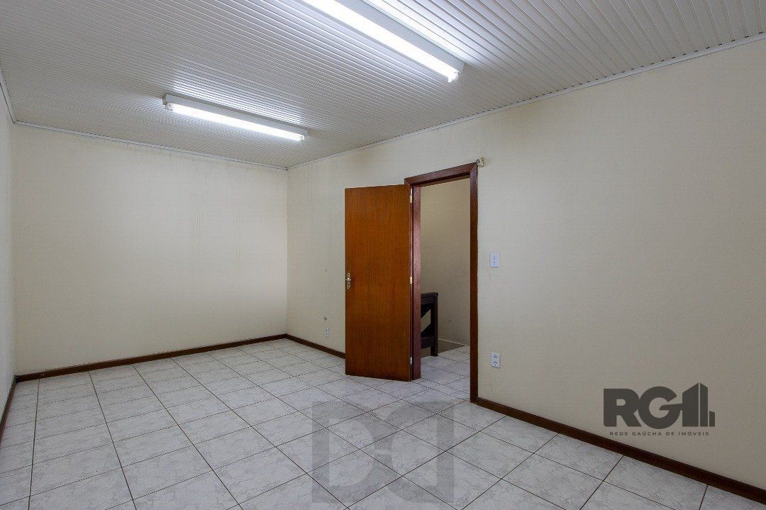 Casa de alvenaria, excelente ponto comercial. — foto 31