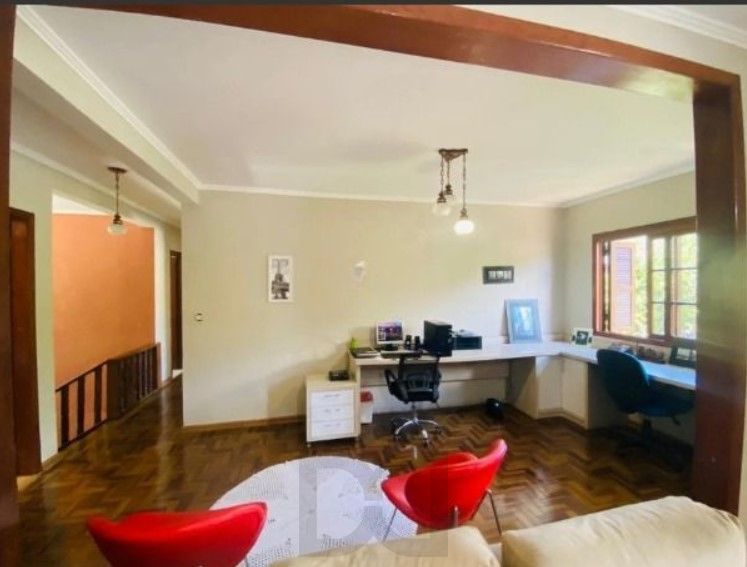Casa 4 dormitórios, localizada no bairro Hípica, em Porto Alegre. — foto 2