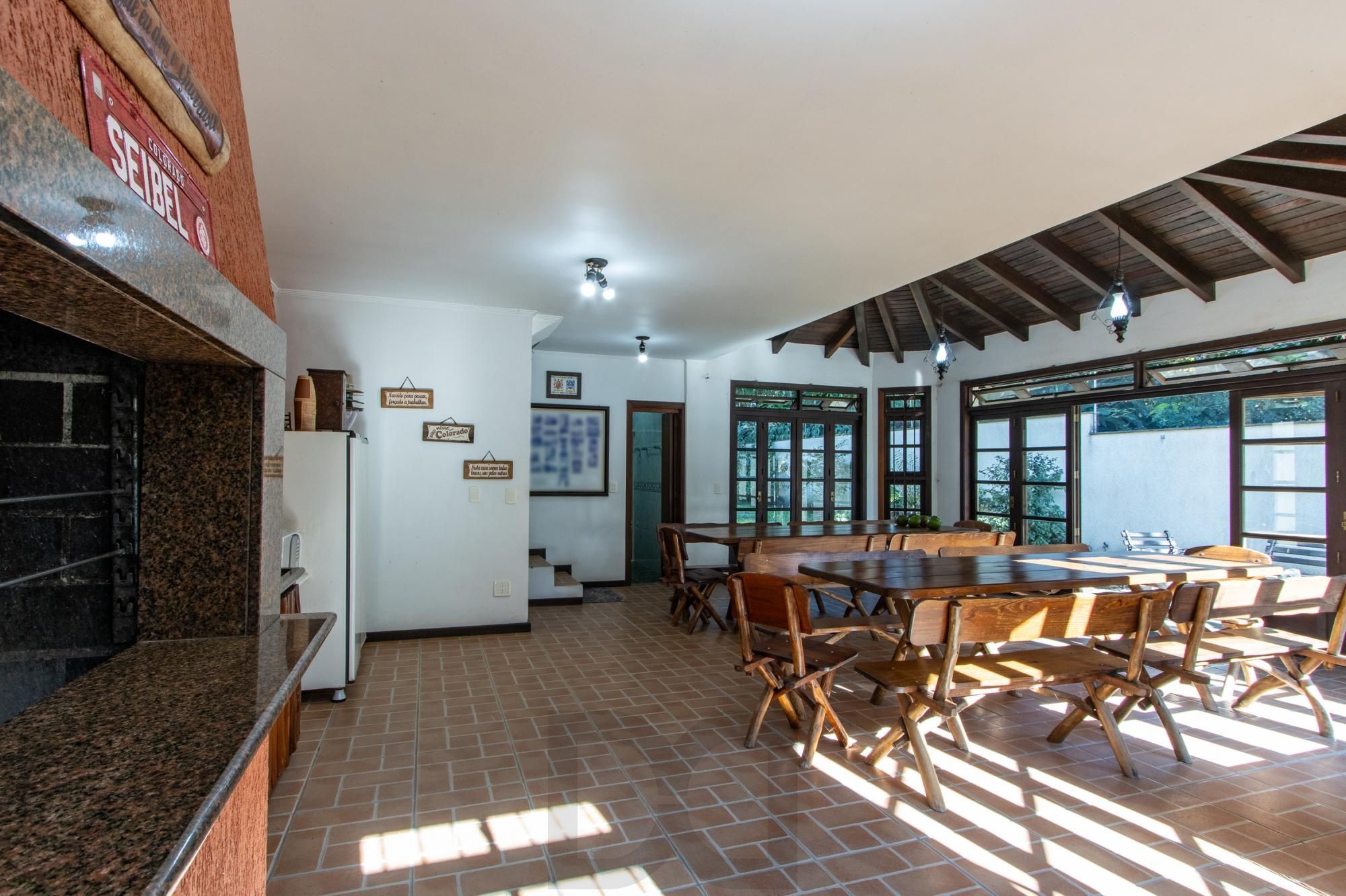 Casa com 3 quartos e 357m² à venda em Tristeza, Porto Alegre. — foto 26
