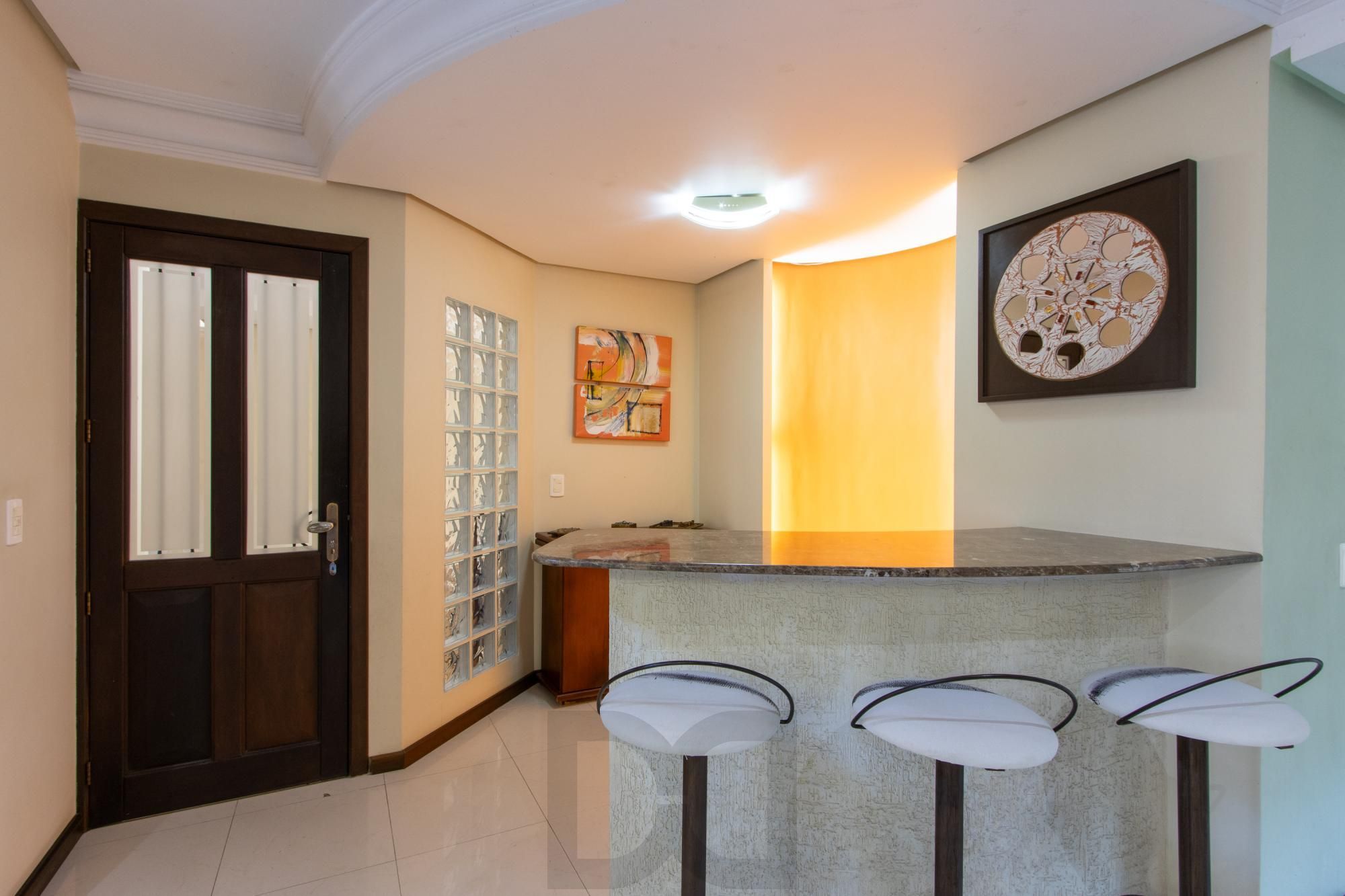 Casa com 3 quartos e 357m² à venda em Tristeza, Porto Alegre. — foto 7