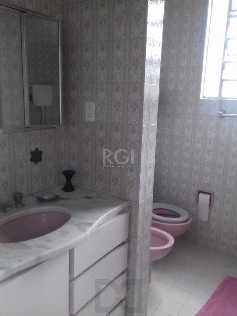 terreno localizado no bairro Menino Deus, podendo ser construído prédio comercial, localização privilegiada. — foto 14