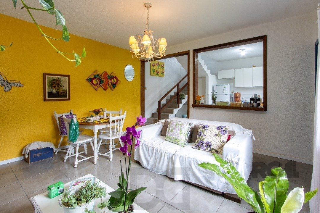 Casa térrea, 3 quartos, edícula, com 2 suites, pátio - Bairro Guarujá — foto 39