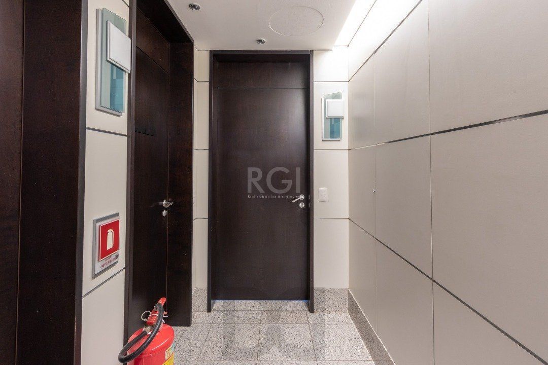 Conjunto/Sala para Venda - 210m², 0 dormitórios, 5 vagas - Cristal — foto 16
