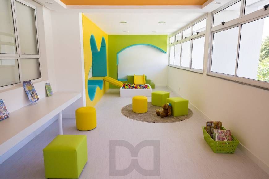 Apartamento de 2 dormitórios, living, cozinha planejada, área de serviço, banheiro social e 1 vaga de garagem escriturada. — foto 16