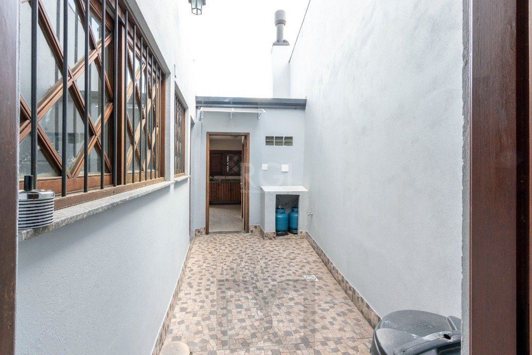 Casa para Venda - 451.63m², 5 dormitórios, sendo 1 suites, 4 vagas - Cristal — foto 23