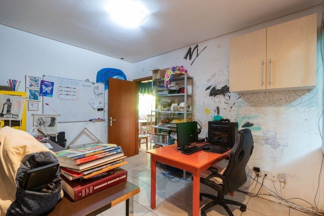 Casa para Venda - 292.21m², 4 dormitórios, sendo 2 suites, 3 vagas - Tristeza — foto 29
