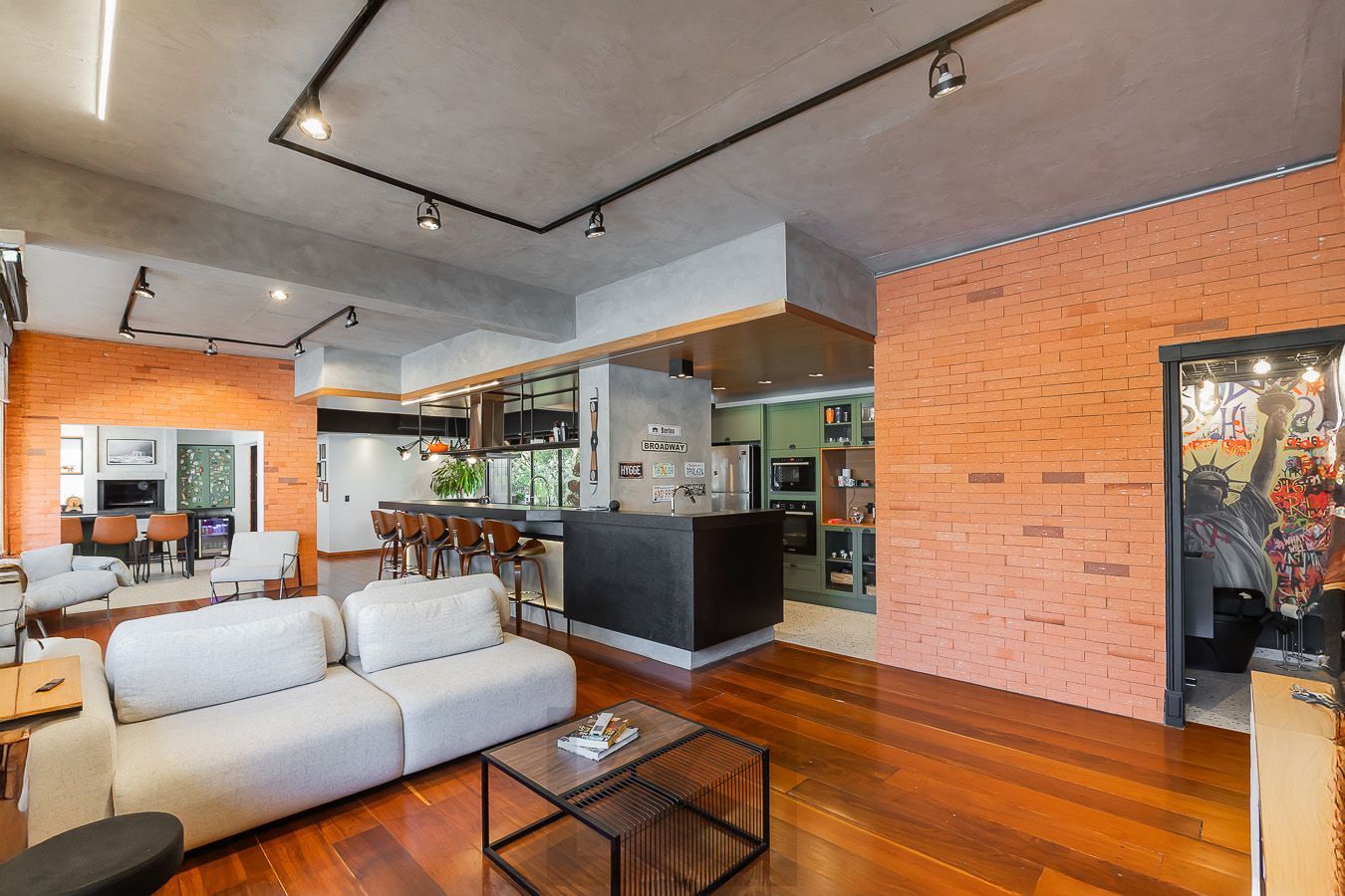 Apartamento 3 dormitórios, 3 vagas e 259 m² no bairro Auxiliadora. — foto 3