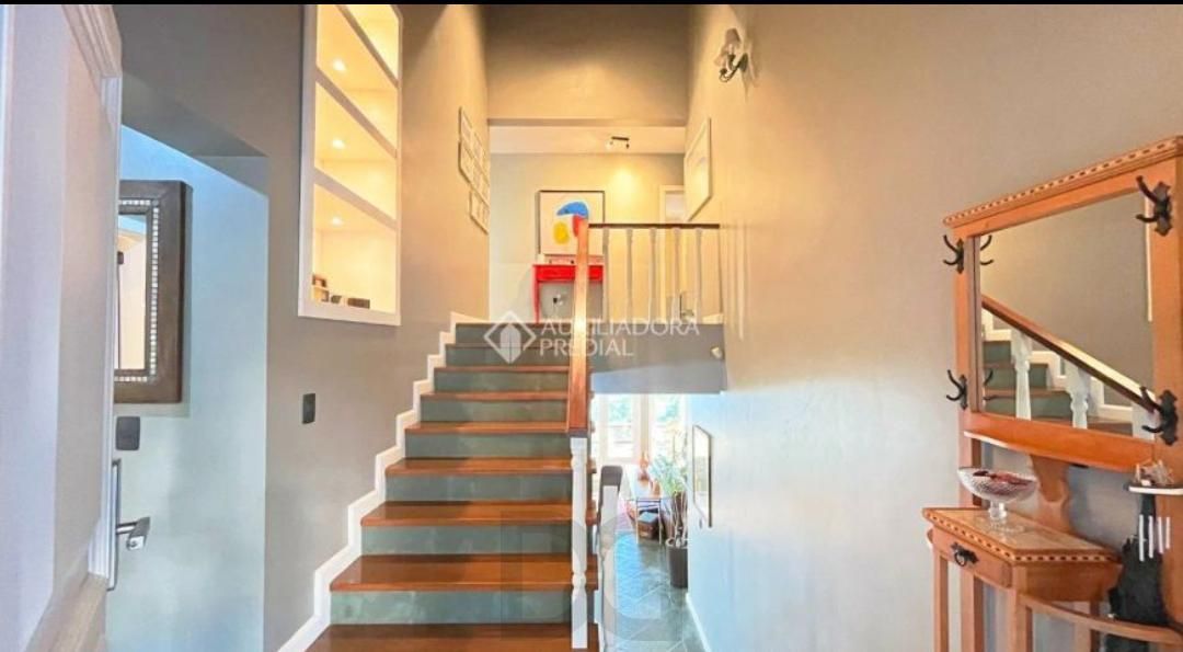 Casa com 3 dormitórios, bairro Sétimo Céu em Porto Alegre — foto 10