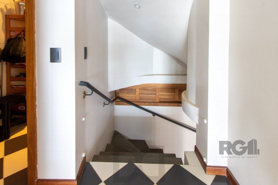 Casa para Venda com 4 dormitórios, sendo 2 suites e 4 vagas no bairro Jardim Isabel — foto 62