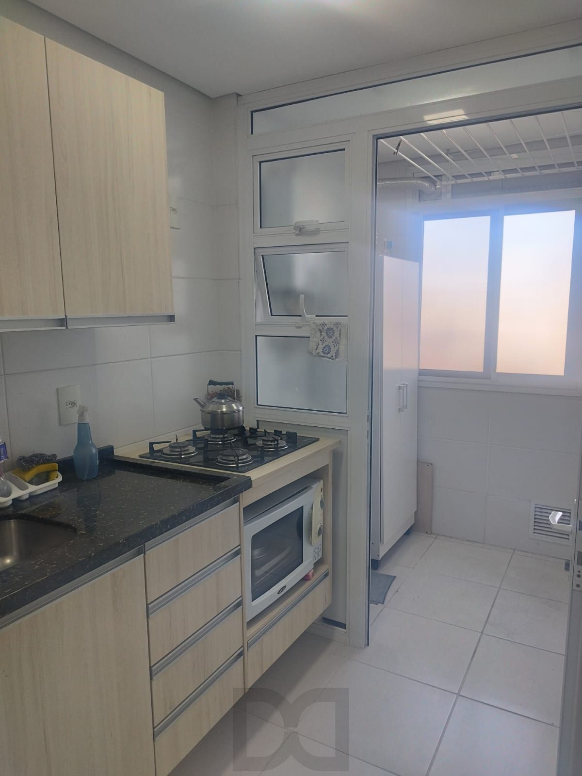 Apartamento semi mobiliado com 2 Quartos no Bairro Azenha, — foto 6