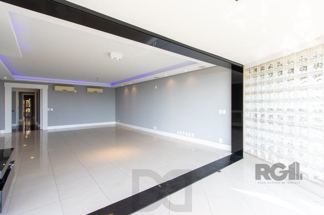 Apartamento para Venda - 200.1m², 3 dormitórios, sendo 3 suites, 5 vagas - Cristal — foto 11
