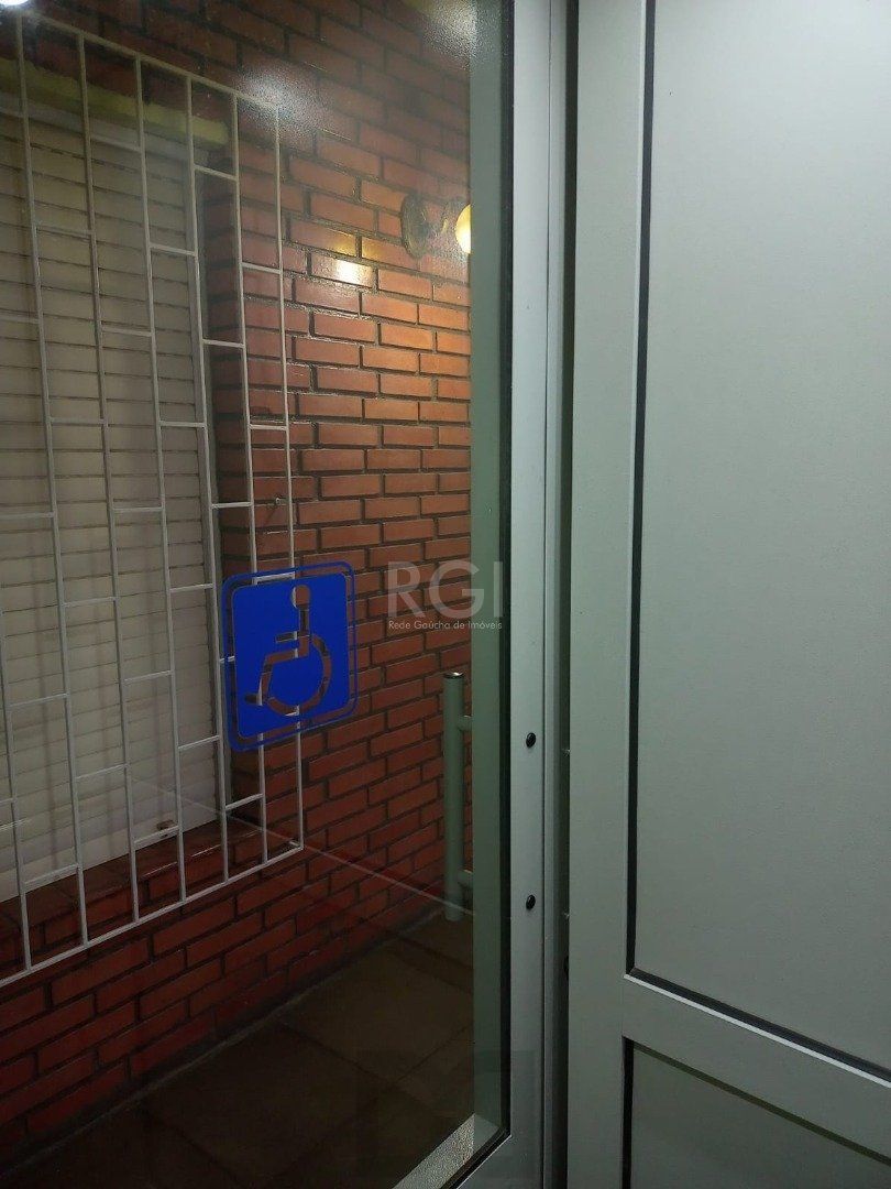 Casa para Venda - 220m², 3 dormitórios, sendo 1 suites, 1 vaga - Camaquã — foto 19