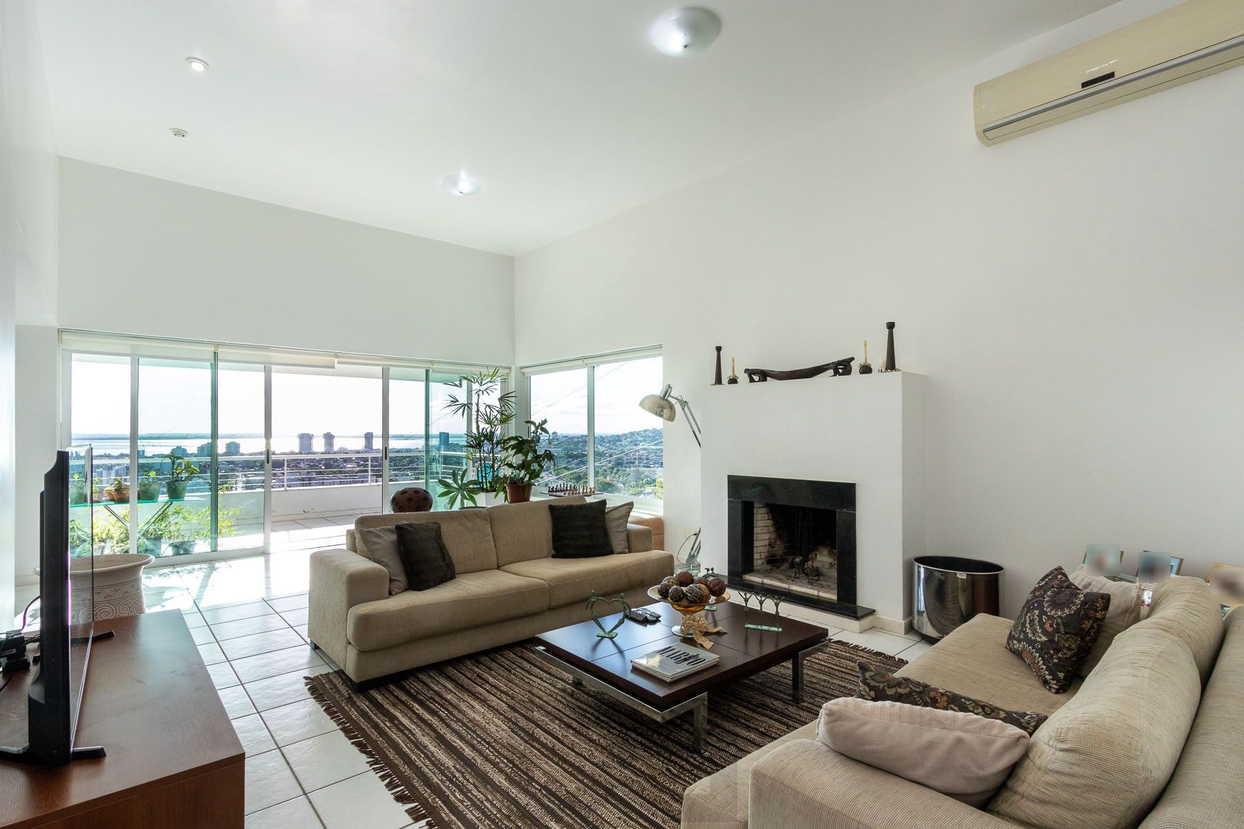 Casa para Venda - 470m², 3 dormitórios, sendo 1 suites, 6 vagas - Nonoai — foto 8
