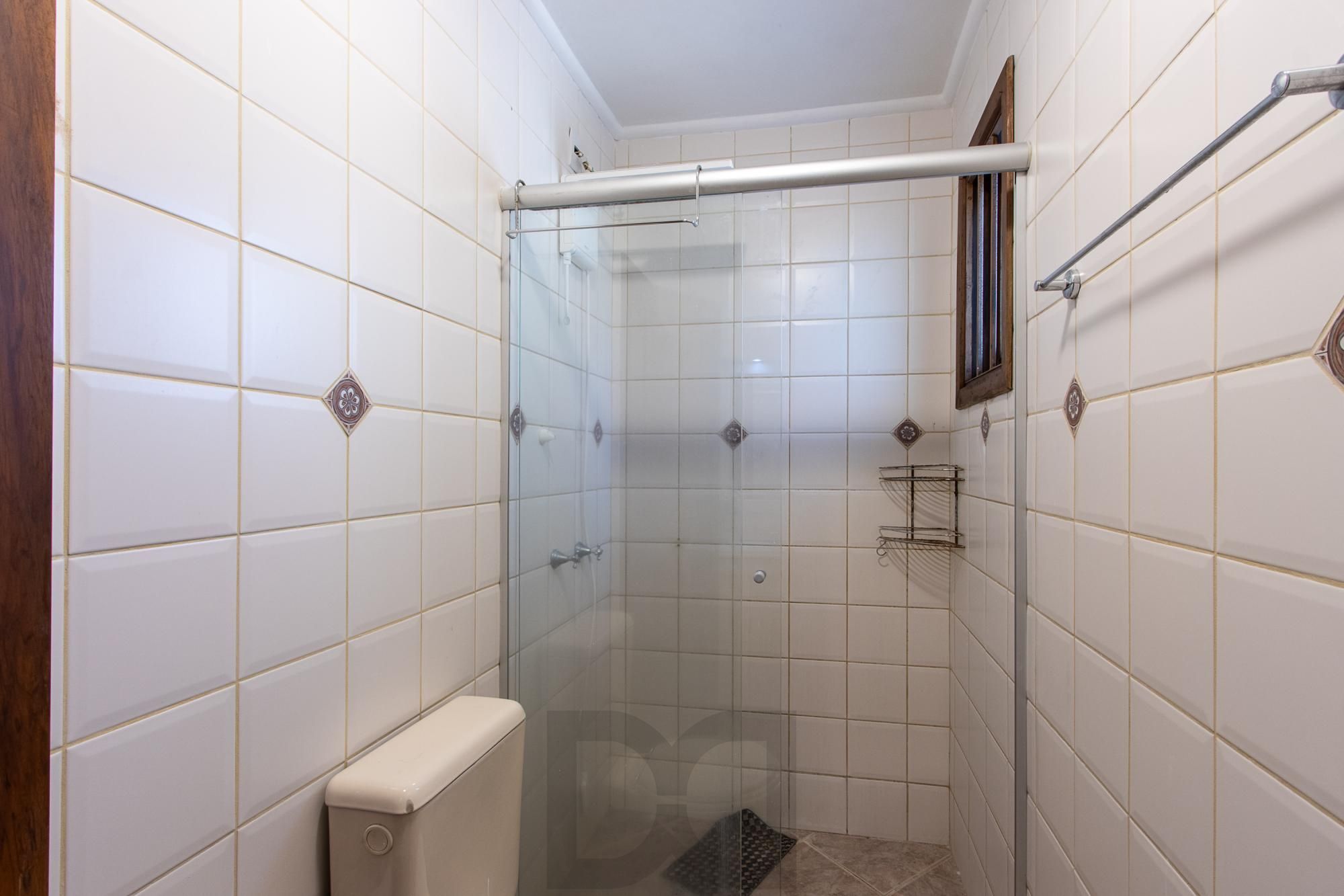 Casa 3 dormitórios, 1 suíte, 2 vagas - Bairro Camaquã — foto 31