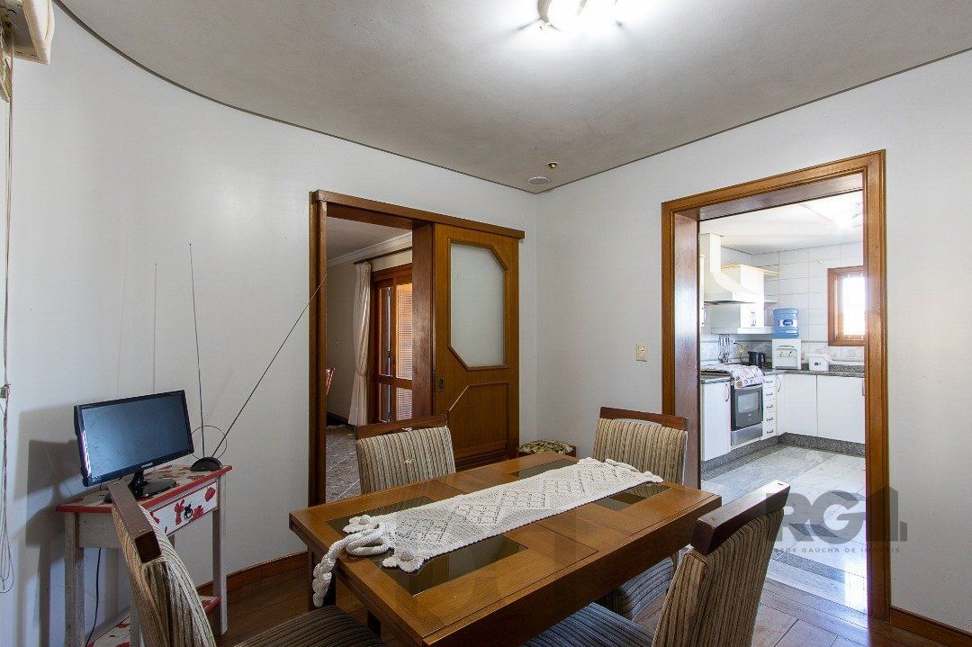 Casa para Venda - 450m², 4 dormitórios, sendo 4 suites, 5 vagas - Vila Assunção — foto 17