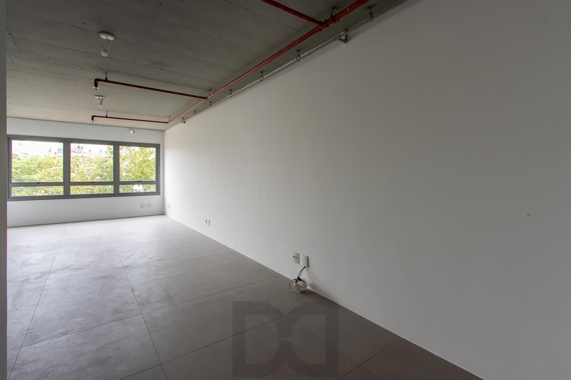 Conjunto/Sala para Venda - 118.74m², 0 dormitórios, São João — foto 1