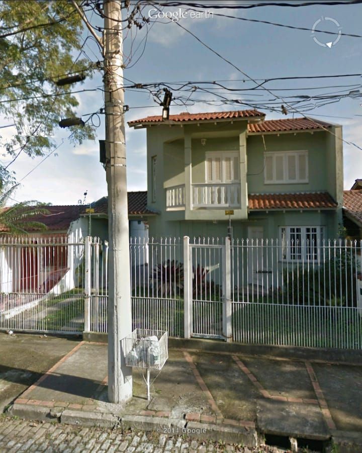 Amplo sobrado com 3 dormitórios — foto 1
