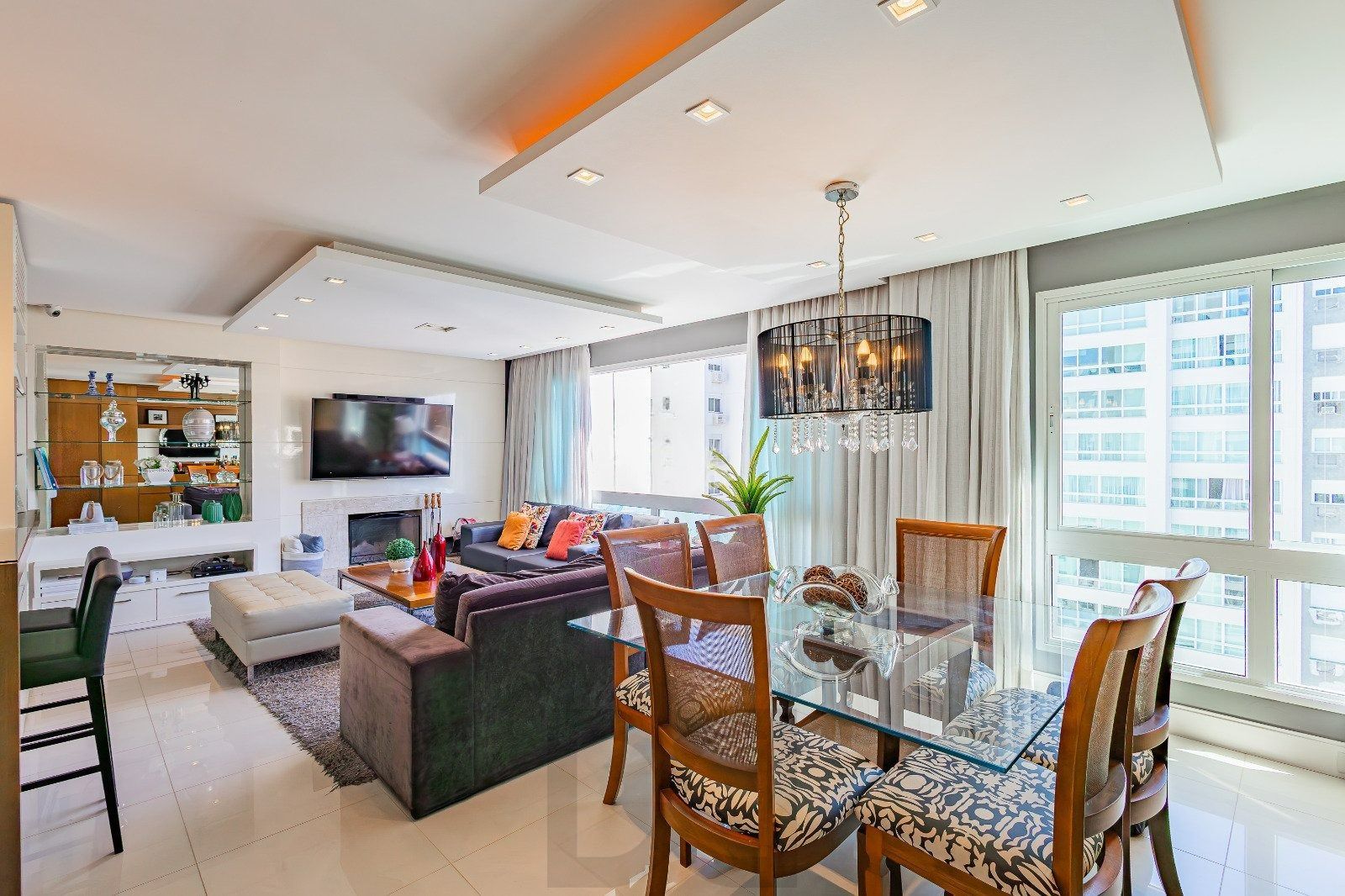 Apartamento Espetacular com 3 Suítes e Área Social Ampla no Passo d'Areia — foto 1