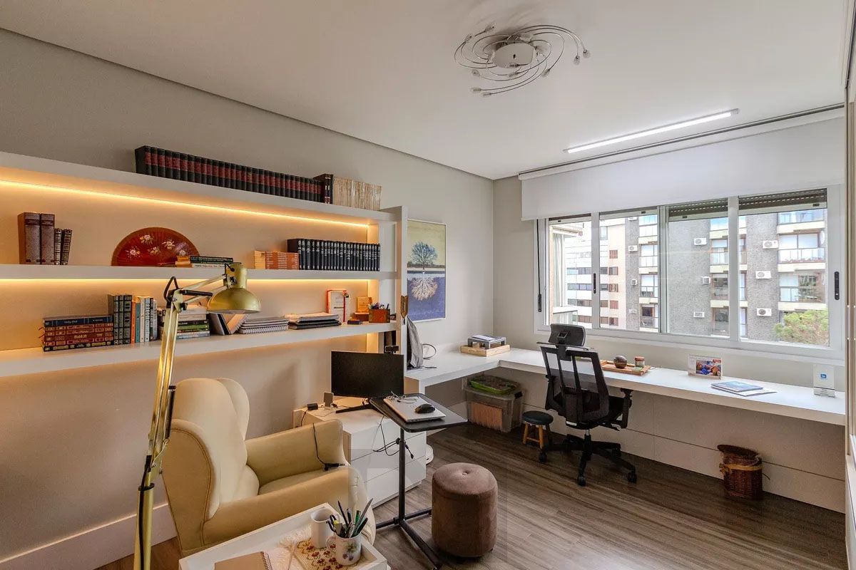 Apartamento com 3 dormitórios, 2 vagas e 231.61m² - Bairro Menino Deus — foto 23