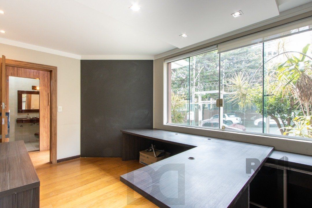 Excelente casa comercial com aproximadamente 300m² de área construída — foto 9