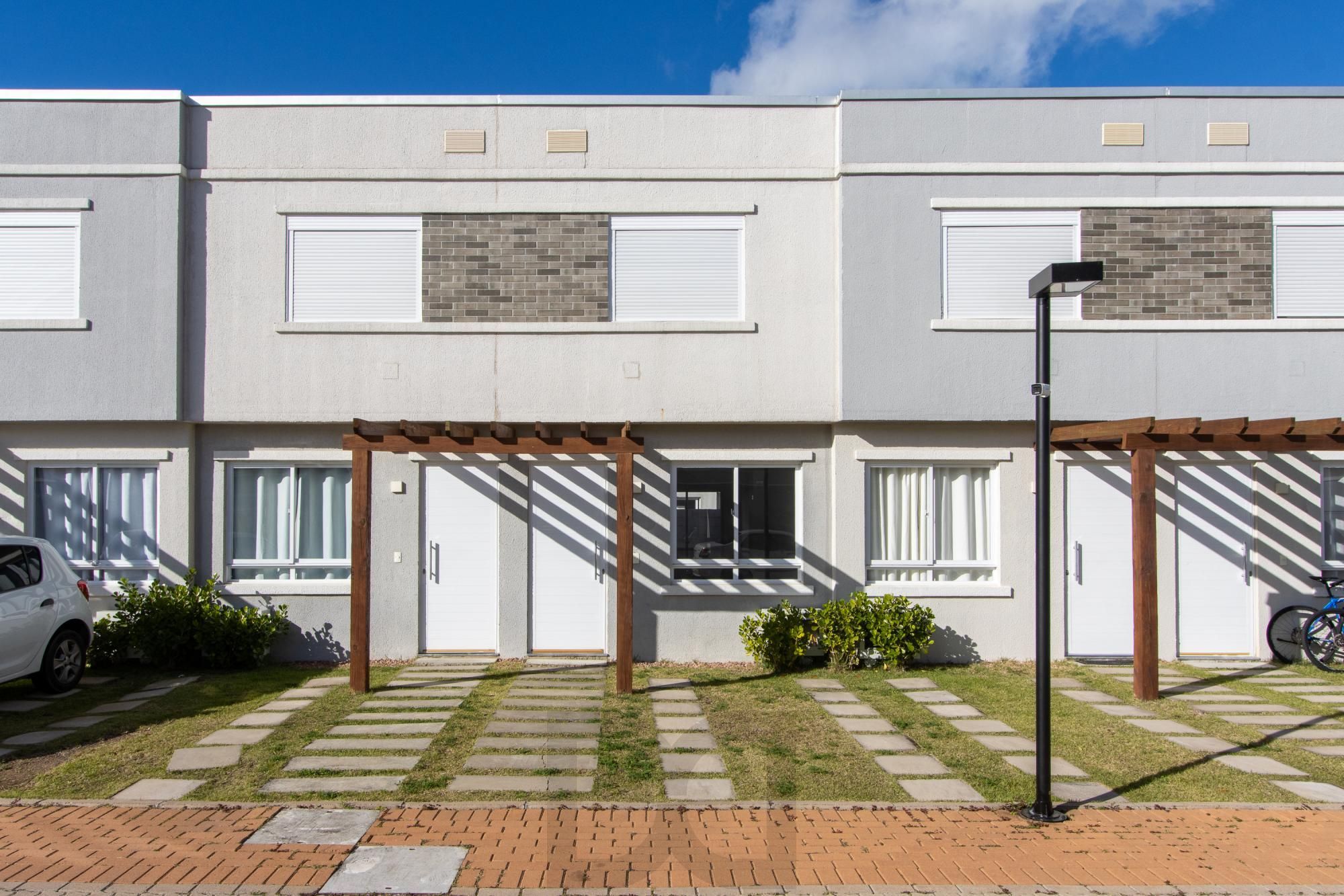 Casa de Condomínio com 2 dormitórios à venda, 88m² - Vila Nova — foto 1