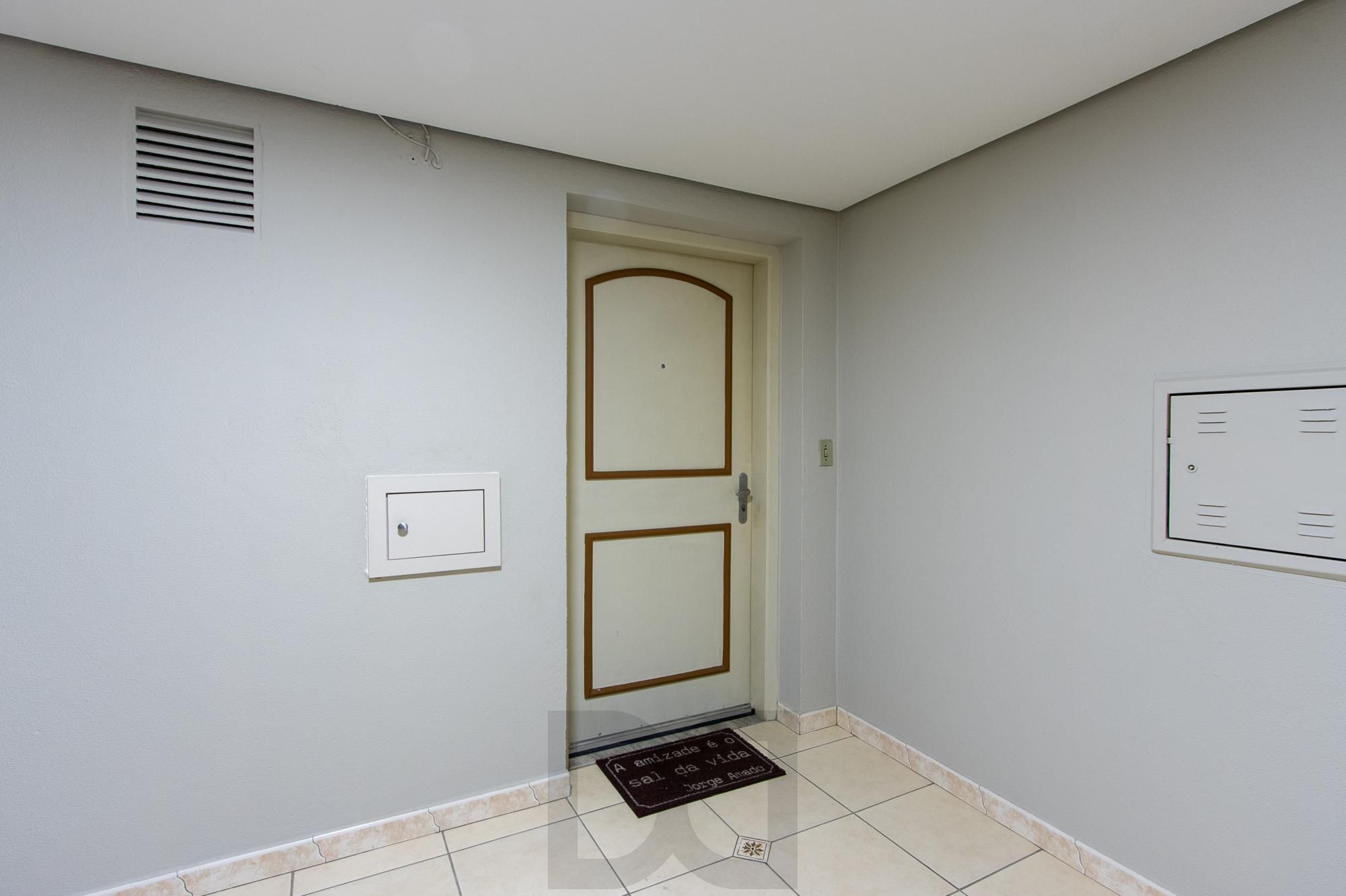Lindo apartamento locado, mobiliado, andar alto com vista para o Rio, 2 quartos - Bairro Cristal — foto 26