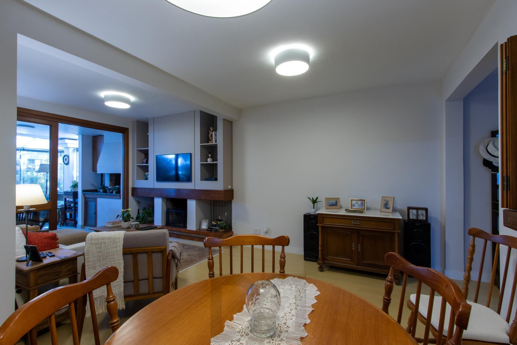Apartamento de 4 dormitórios, 1 suíte e 2 vagas escrituradas - Bairro Ipanema. — foto 3