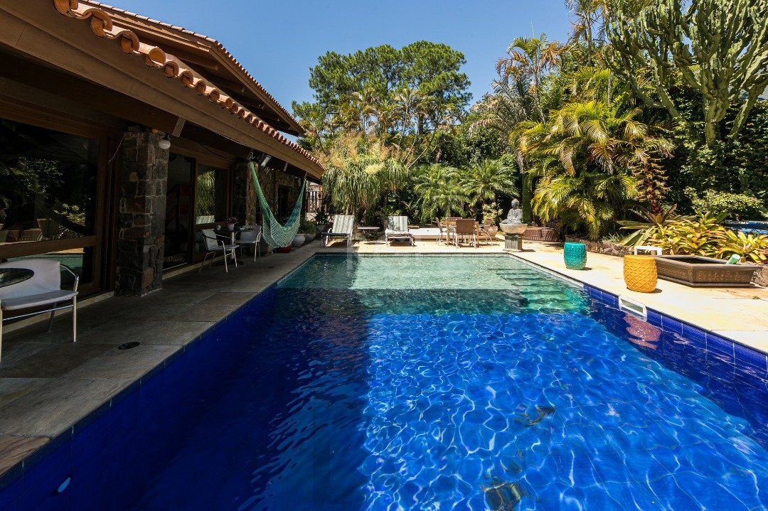 Casa para Venda - 370m², 5 dormitórios, sendo 2 suites, 7 vagas - Vila Assunção — foto 2