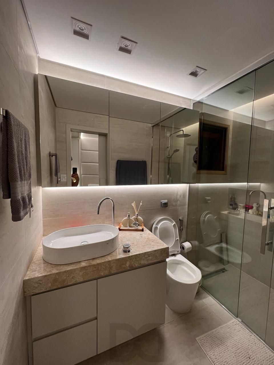 Casa em condomínio fechado para venda no bairro Jardim Isabel, com aproximadamente 204m² de área privativa,. — foto 26