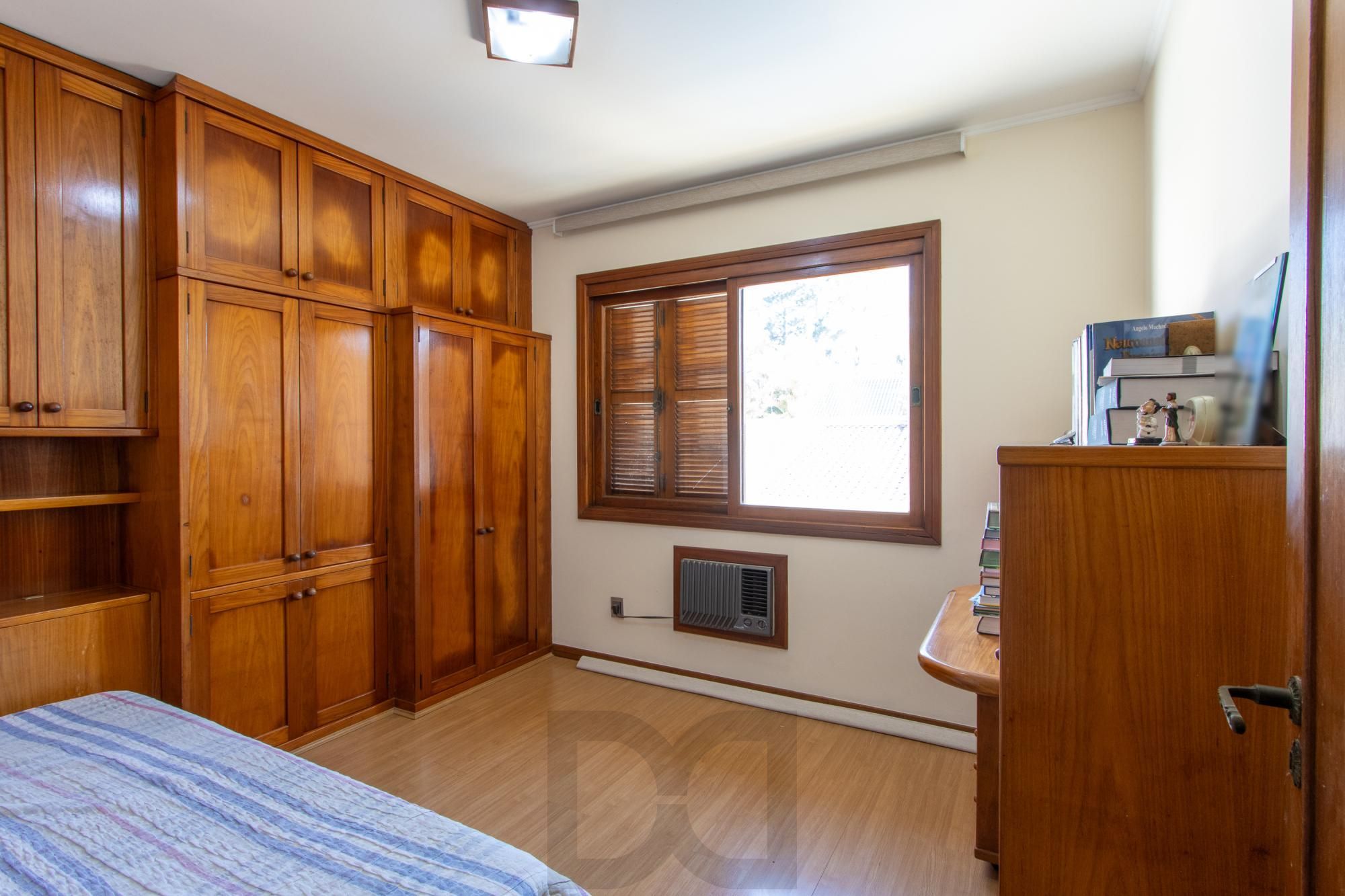 Casa à venda com 5 dormitórios, 392m² e 4 vagas no bairro Vila Assunção, Zona Sul de Porto Alegre — foto 46
