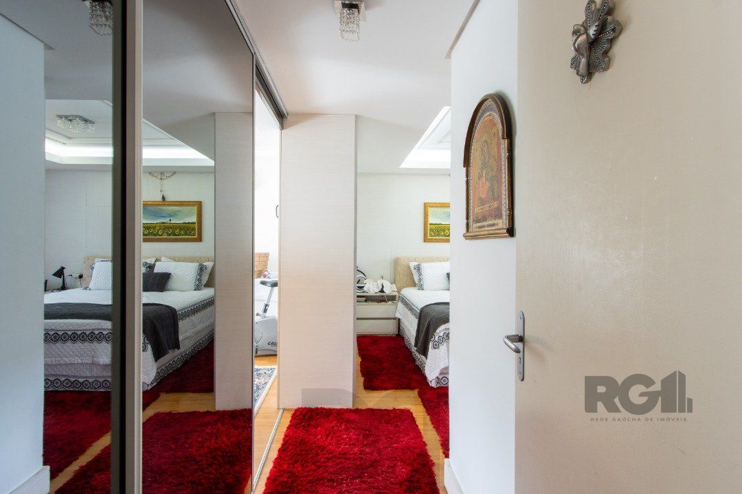 Casa em condominio . com 6 suites, sendo 3 suítes master com closet e hidro. — foto 25