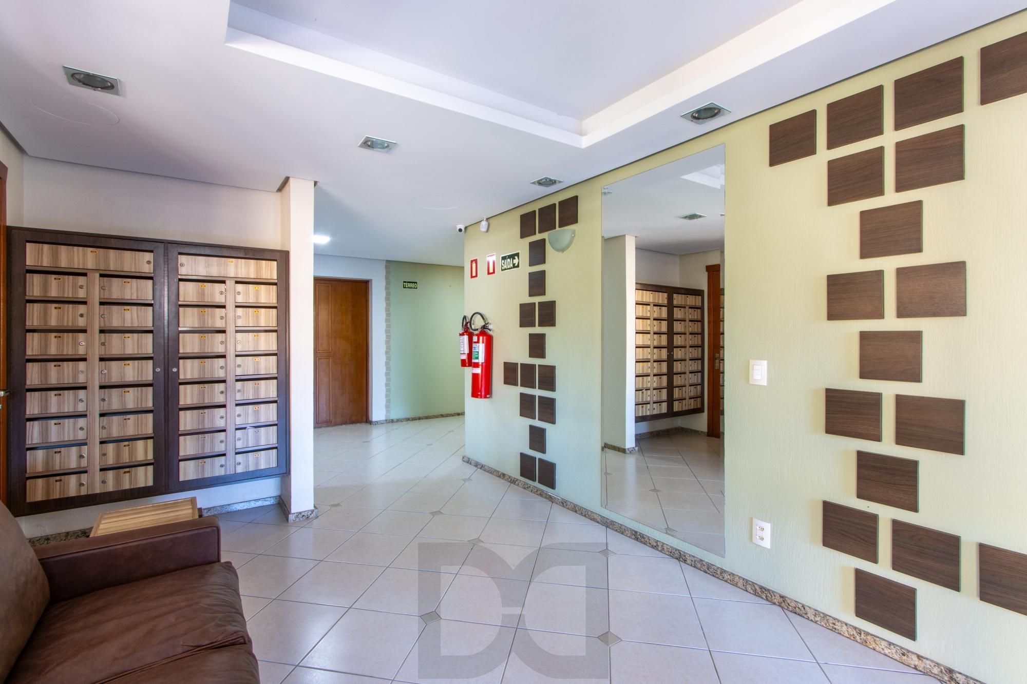 Apartamento no bairro Tristeza, Reformado e em ótimo estado! — foto 32