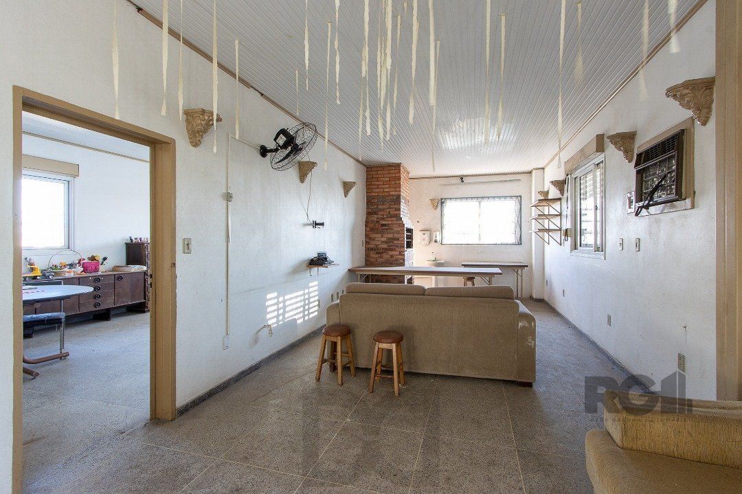 Prédio com 1063m², distribuídos em quatro pavimentos — foto 93