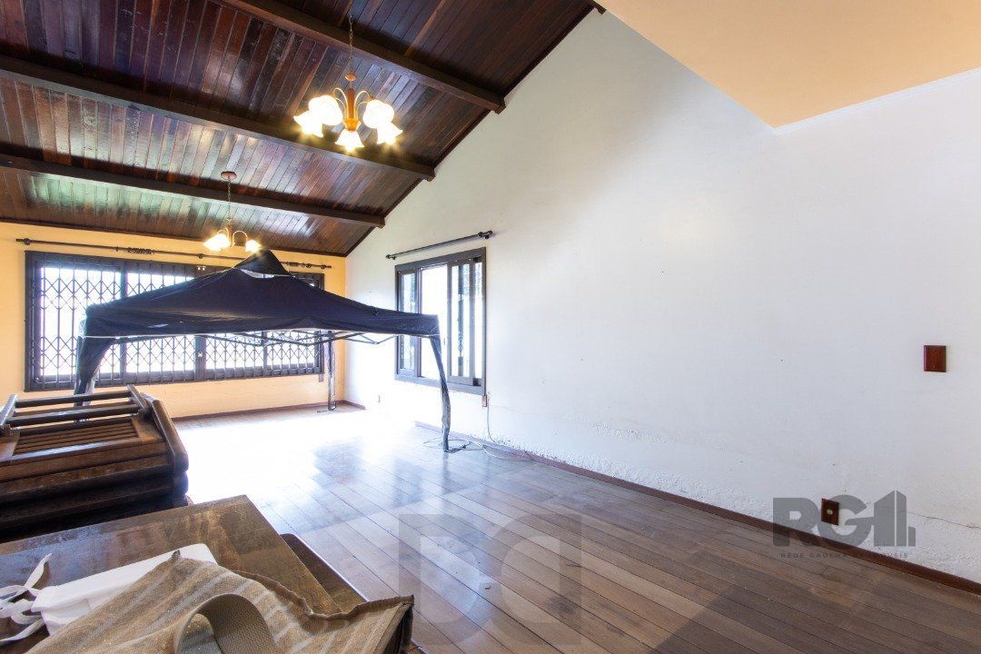 Casa para Venda - 72.6m², 4 dormitórios, sendo 1 suites, 6 vagas - Camaquã — foto 6