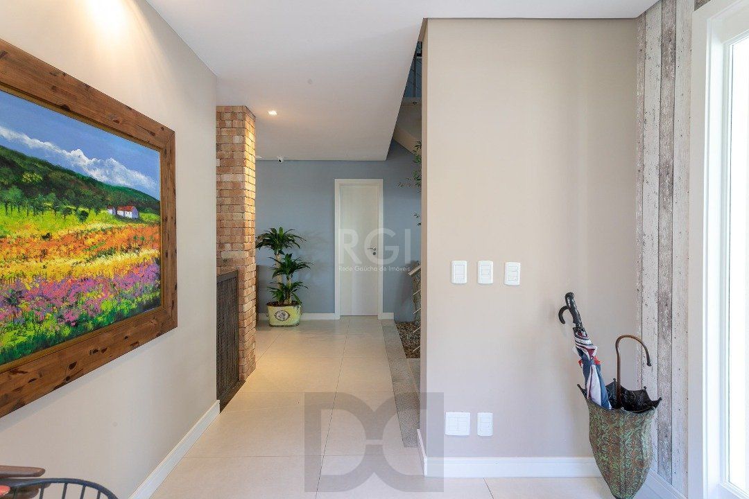 Casa Condominio para Venda - 588.62m², 4 dormitórios, sendo 4 suites, 5 vagas - Pedra Redonda — foto 4