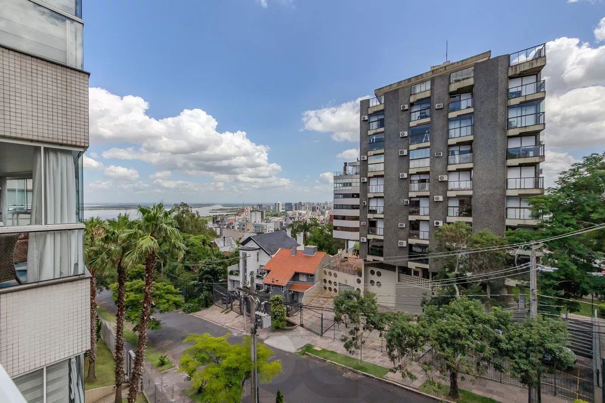 Apartamento com 3 dormitórios, 2 vagas e 231.61m² - Bairro Menino Deus — foto 40