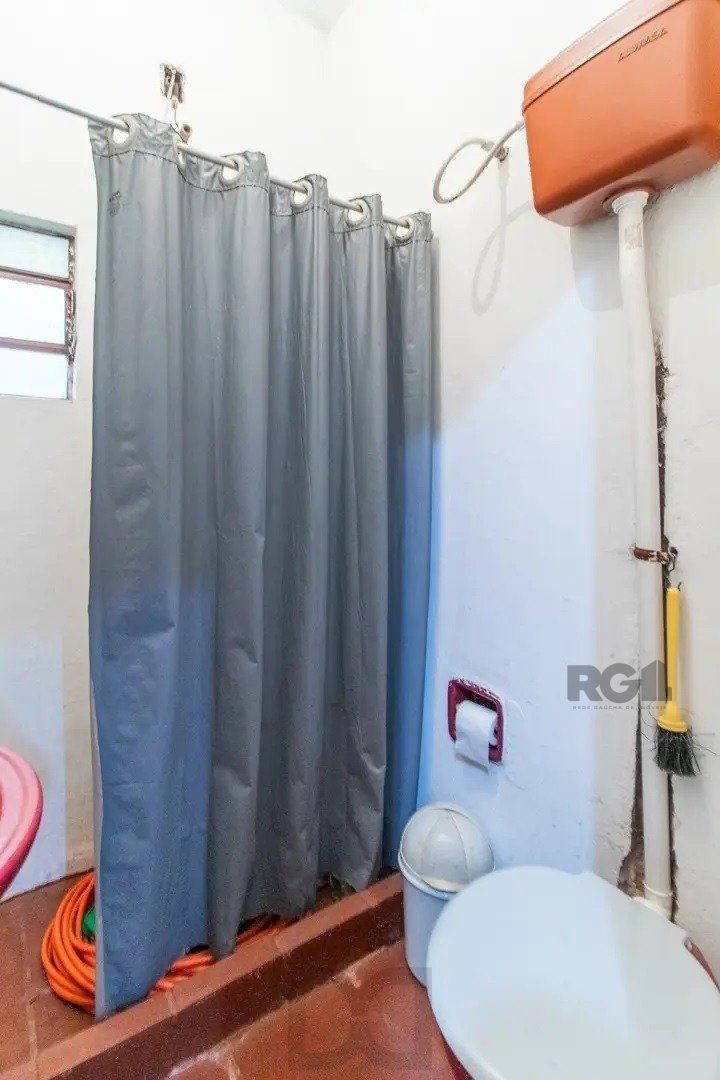 Casa para Venda - 251m², 5 dormitórios, 3 vagas - Nonoai — foto 38