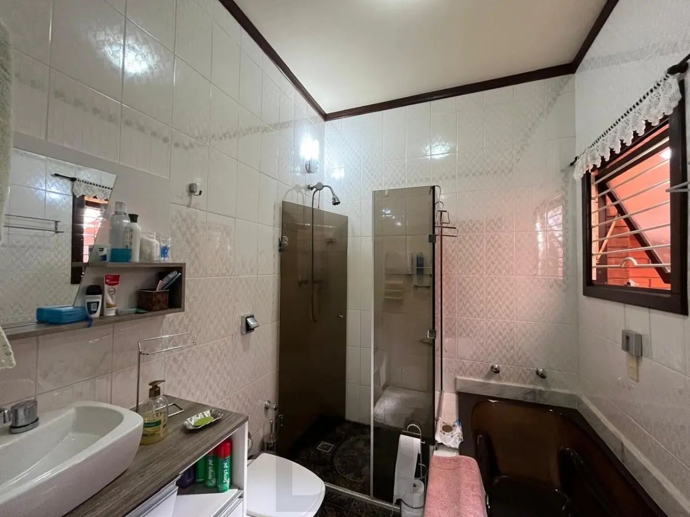 Casa com 4 quartos e 2 lareiras no bairro Belém Velho — foto 24