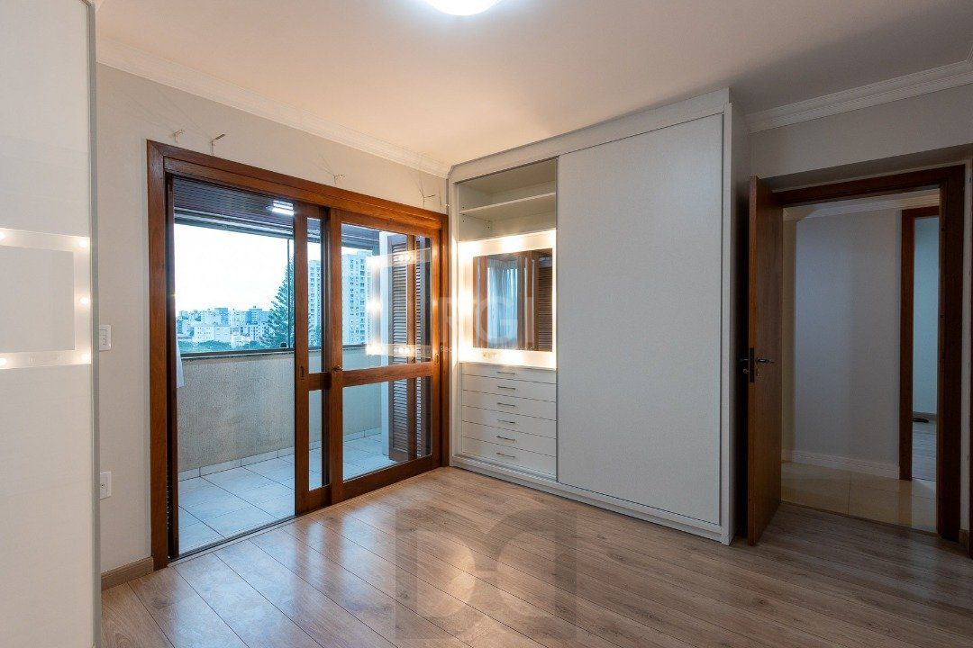 Cobertura para Venda - 247.08m², 3 dormitórios, sendo 1 suites, 2 vagas - Vila Ipiranga — foto 28