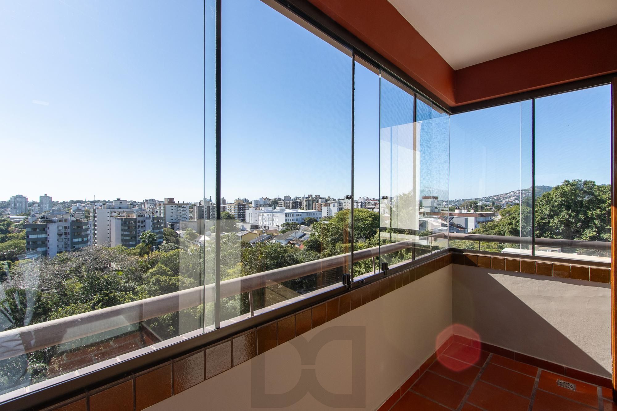 Apartamento de 2 dormitórios, 1 suíte e 2 vagas de garagem no bairro Tristeza. — foto 29