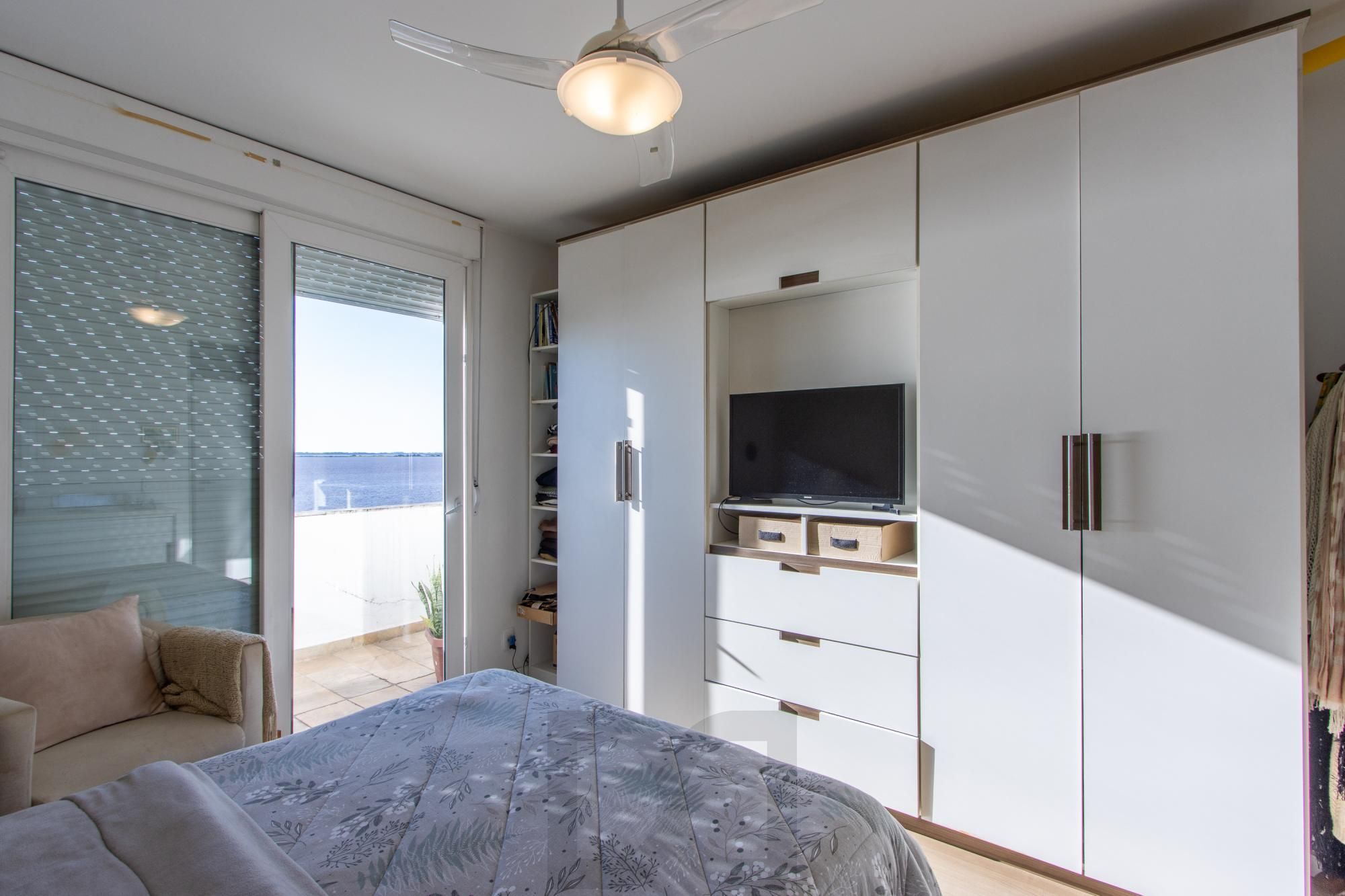 APARTAMENTO 3 DORMITÓRIOS - Vista permanente do Guaíba (menor custo benefício por M2). Somente 25 passos da orla. — foto 24