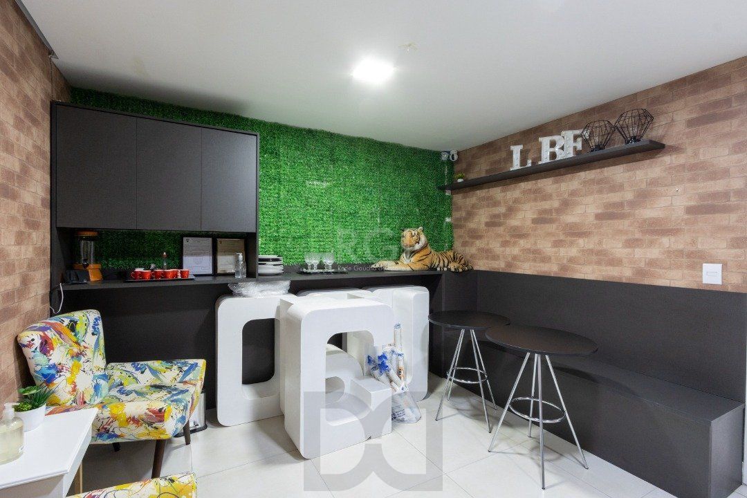 Sala em andar inteiro com 157,44 privativos — foto 19