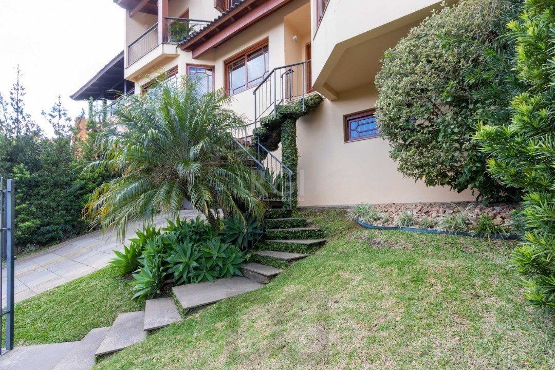 Casa para Venda - 358.78m², 3 dormitórios, sendo 1 suites, 3 vagas - Jardim Isabel — foto 2