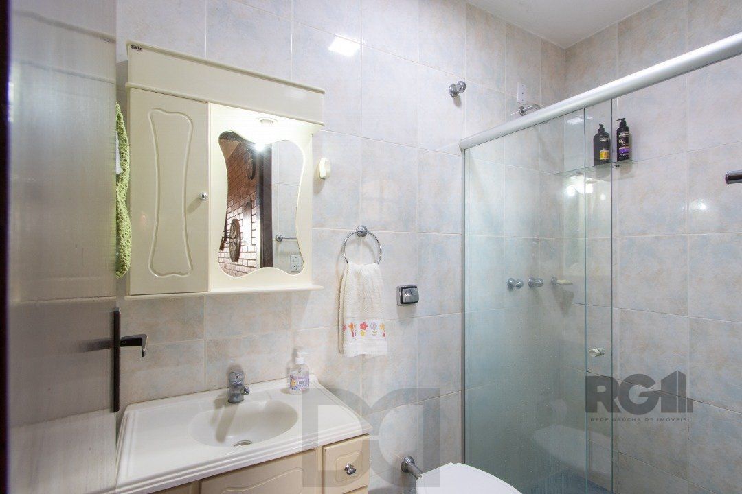 Casa para Venda - 220m², 3 dormitórios, sendo 2 suites, 5 vagas - Espirito Santo — foto 17