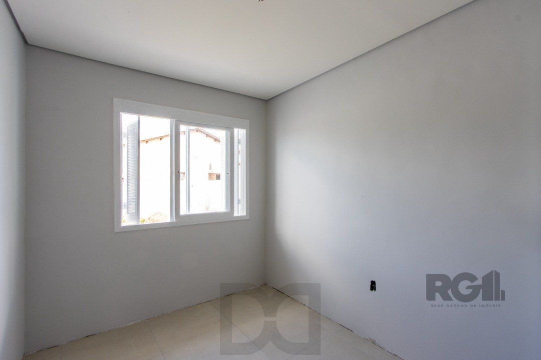 Casa no Bairro Hípica, 100% reformada, 2 dormitórios, 1 vaga de garagem. — foto 19