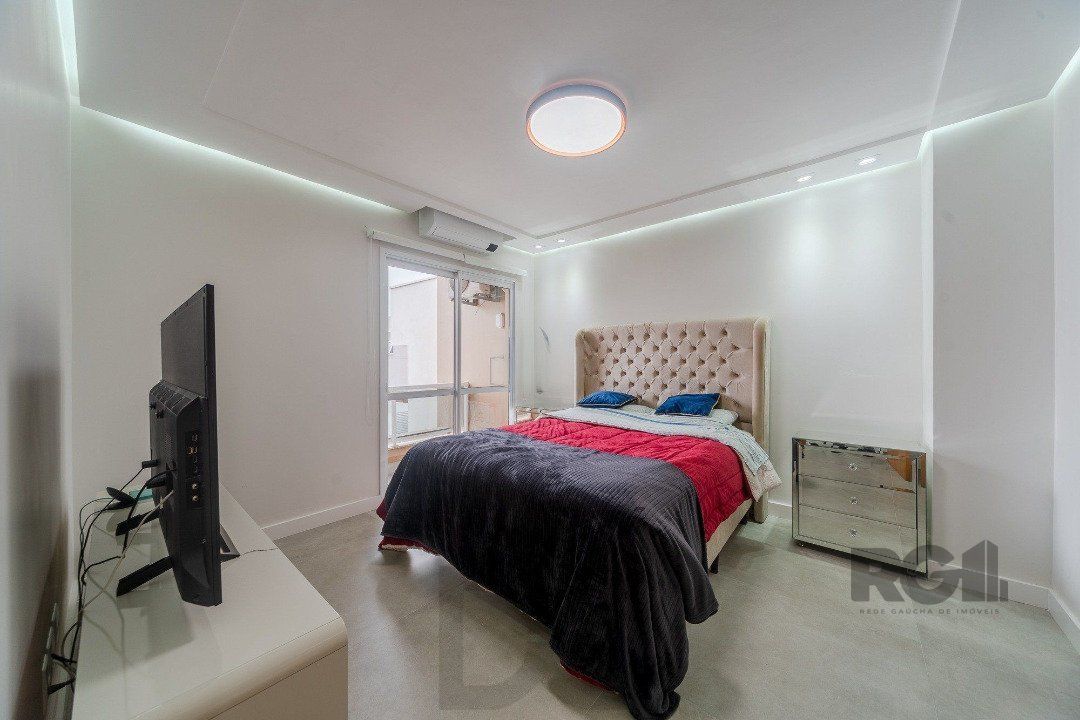 Casa em condominio com excelente padrão construtivo, possui 3 dormitórios, sendo 1 suíte máster com closet e sacada — foto 10