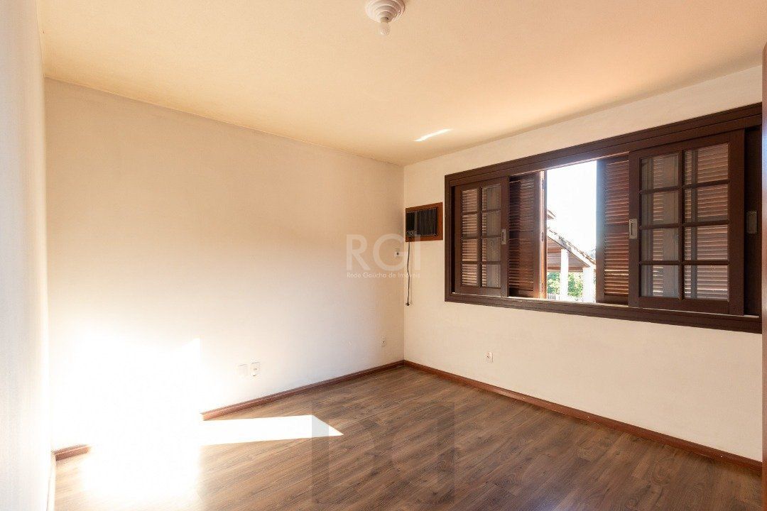 Casa para Venda - 280m², 3 dormitórios, sendo 1 suites, 2 vagas - Espirito Santo — foto 31